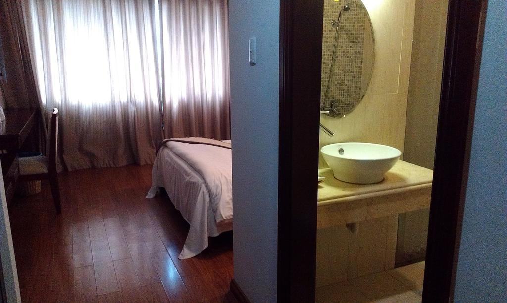 Long Anh Hotel Дананг Стая снимка