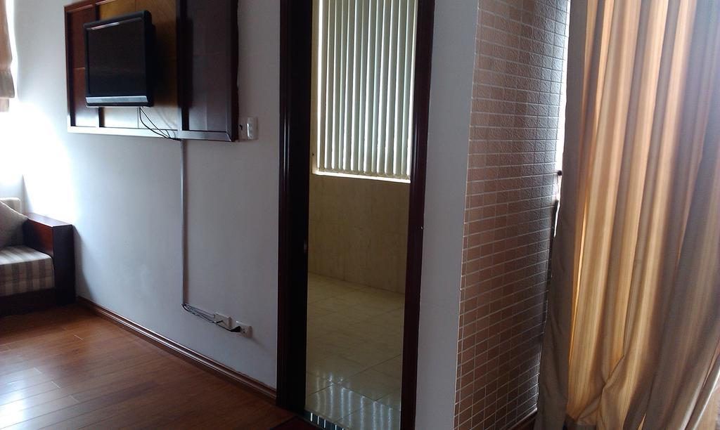 Long Anh Hotel Дананг Стая снимка