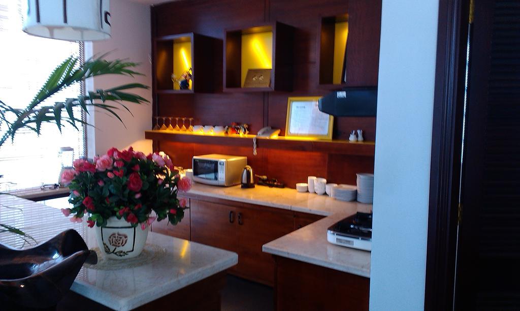 Long Anh Hotel Дананг Екстериор снимка
